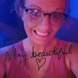 Meet your Posher, Alexandra